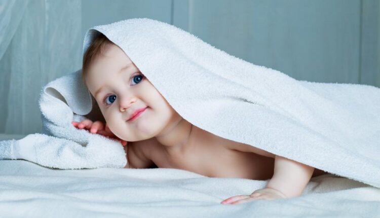 10 عکس استوک بچه با حوله   Baby with a towel   10 UHQ JPEG