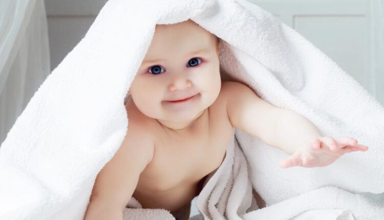 10 عکس استوک بچه با حوله   Baby with a towel   10 UHQ JPEG