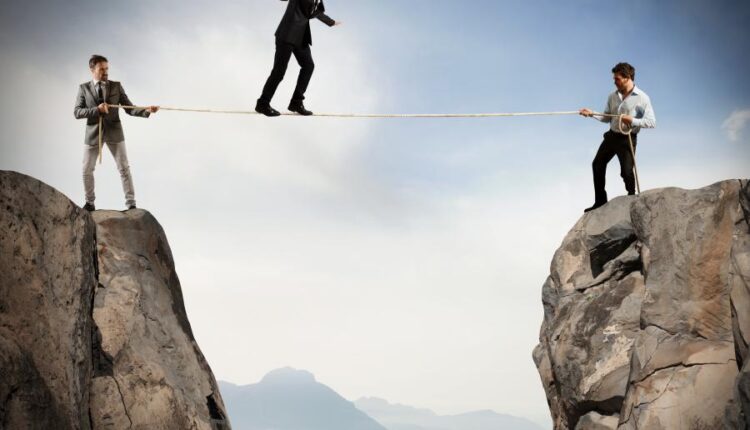 23 عکس استوک تفکر خلاق   Building a new creative idea