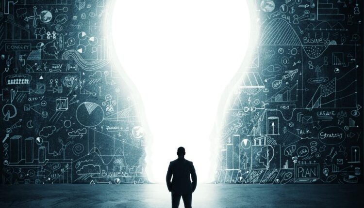 23 عکس استوک تفکر خلاق   Building a new creative idea