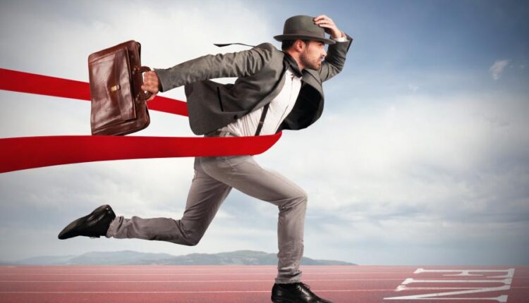 23 عکس استوک تفکر خلاق   Building a new creative idea