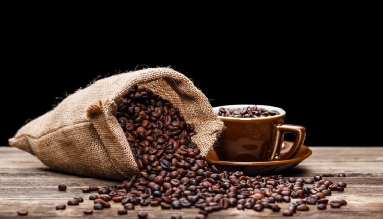 18 عکس استوک قهوه و فنجان قهوه   Coffee cups 18