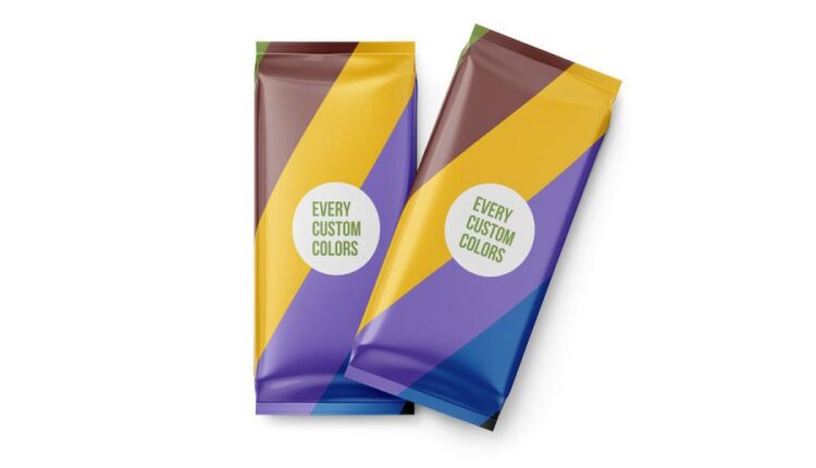 دو موکاپ بسته بندی شکلات تخته ای   Two Chocolate Bar Mockup