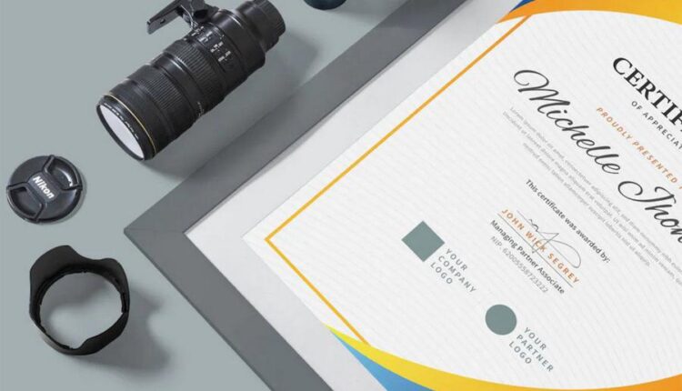 طرح لایه باز قالب مدرک و گواهینامه   Certificate Template Pro