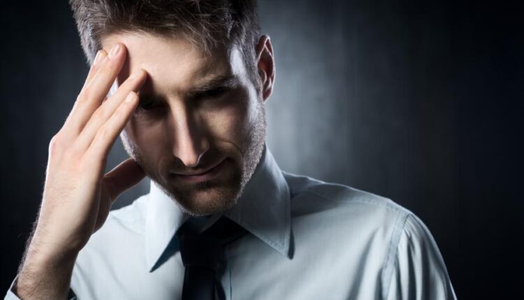 25 عکس استوک سردرد و میگرن   Migraine headache depression