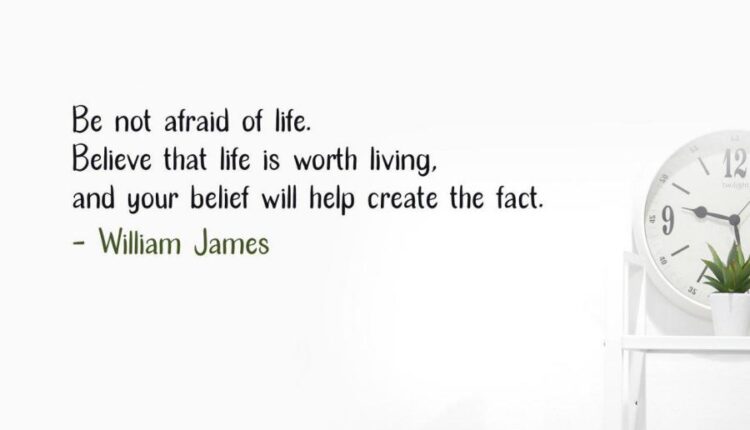 فونت انگلیسی فانتزی تنهای مانگوستانا   mangostana Font