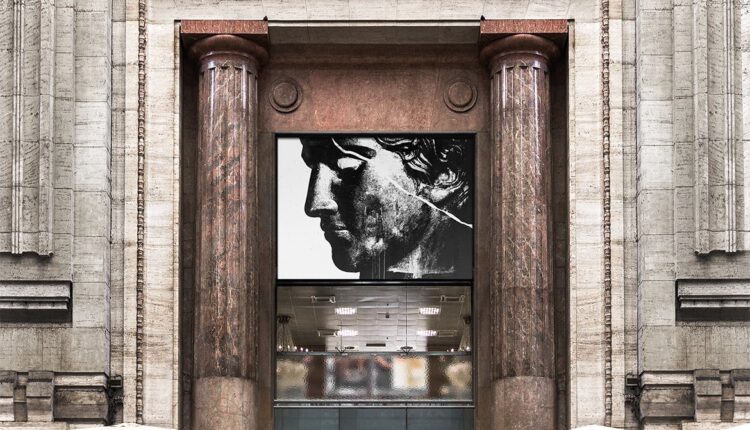 موکاپ بیلبورد تبلیغاتی و محیطی – Outdoor Advertising Mockups