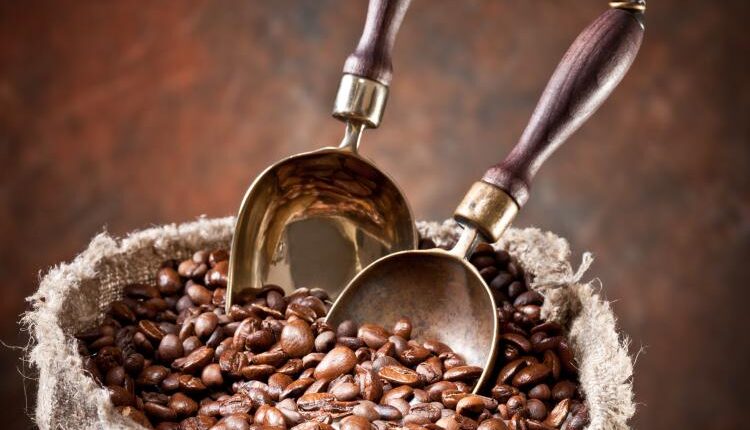 عکس استوک قهوه و دان قهوه –  Coffee Beans Photo